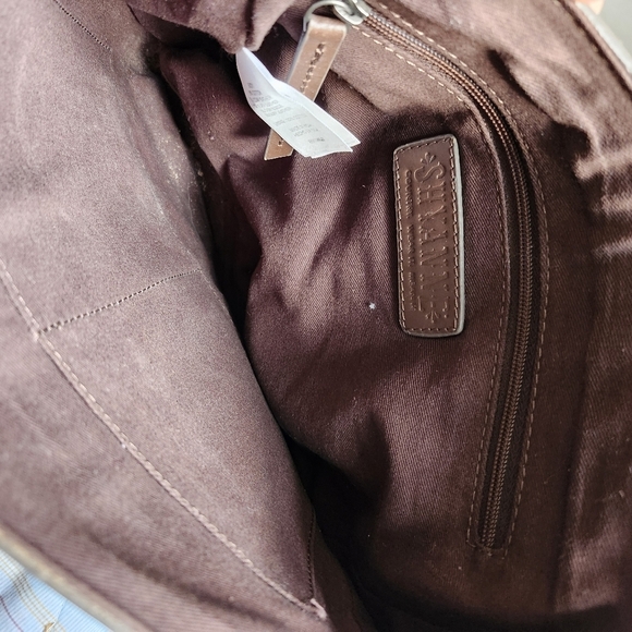 Shyanne Western Bohemian Leather Fringe Crossbody Hand Tooled Bag - Picture 8 of 9